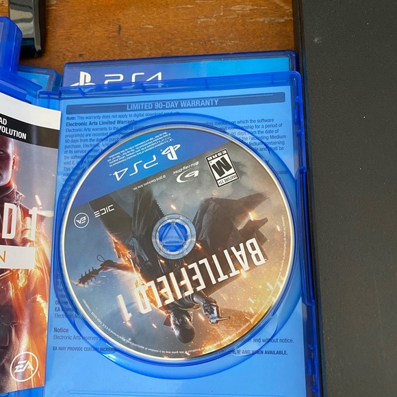 PS4 - Picture 11 of 14